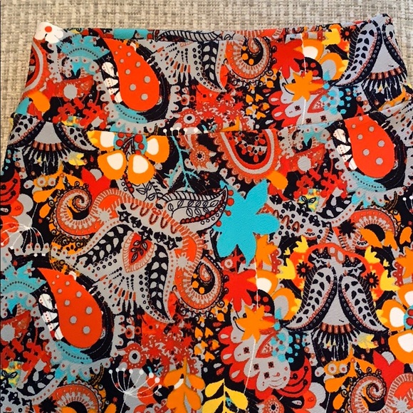 LuLaRoe pencil skirt - Picture 2 of 5